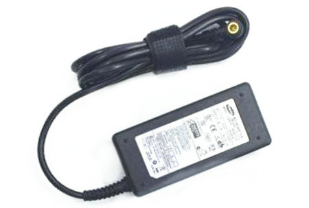 45W Samsung T24C350AH T24C350LT Chargeur