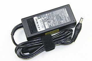 65W chargeur pour Toshiba Satellite A100-523 A100-570